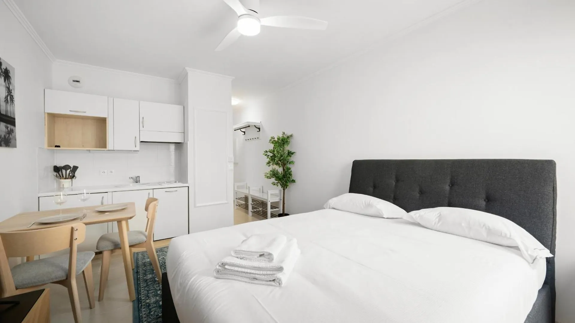 Studio Pour Deux Tres Jolie Au Centre Ville Menton
